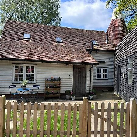 Beautiful 2 Bed Oast - 15 Acre Farm - Tunbridge Wells Villa Eksteriør billede