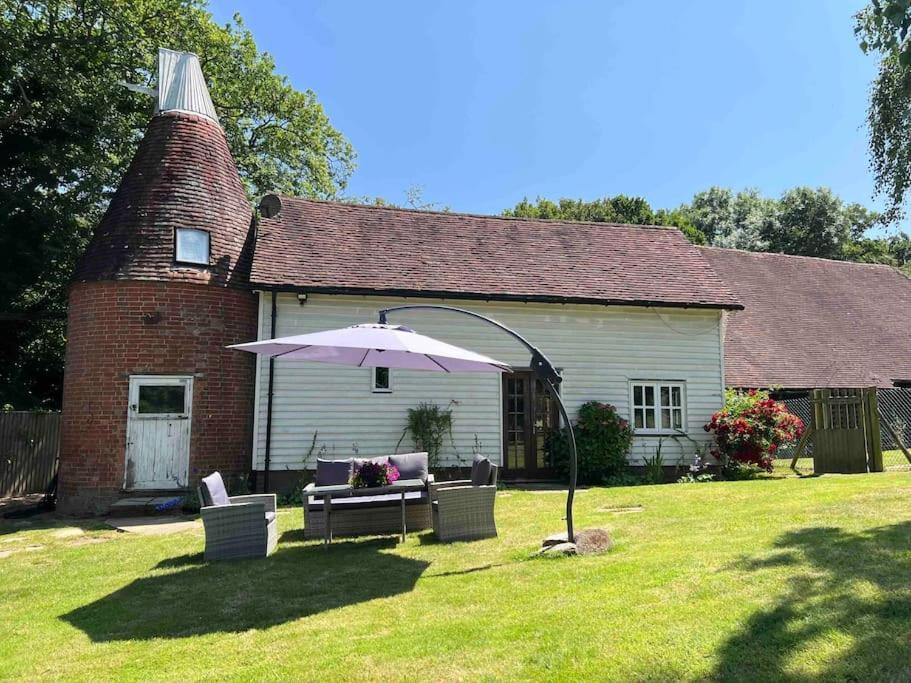 Beautiful 2 Bed Oast - 15 Acre Farm - Tunbridge Wells Villa Eksteriør billede