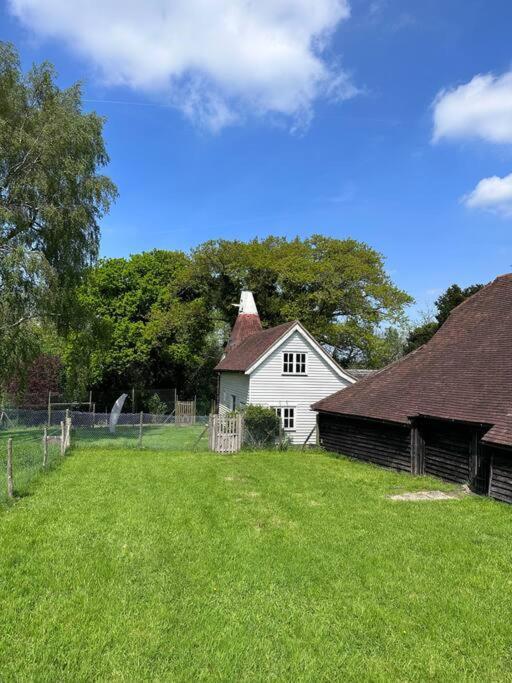 Beautiful 2 Bed Oast - 15 Acre Farm - Tunbridge Wells Villa Eksteriør billede